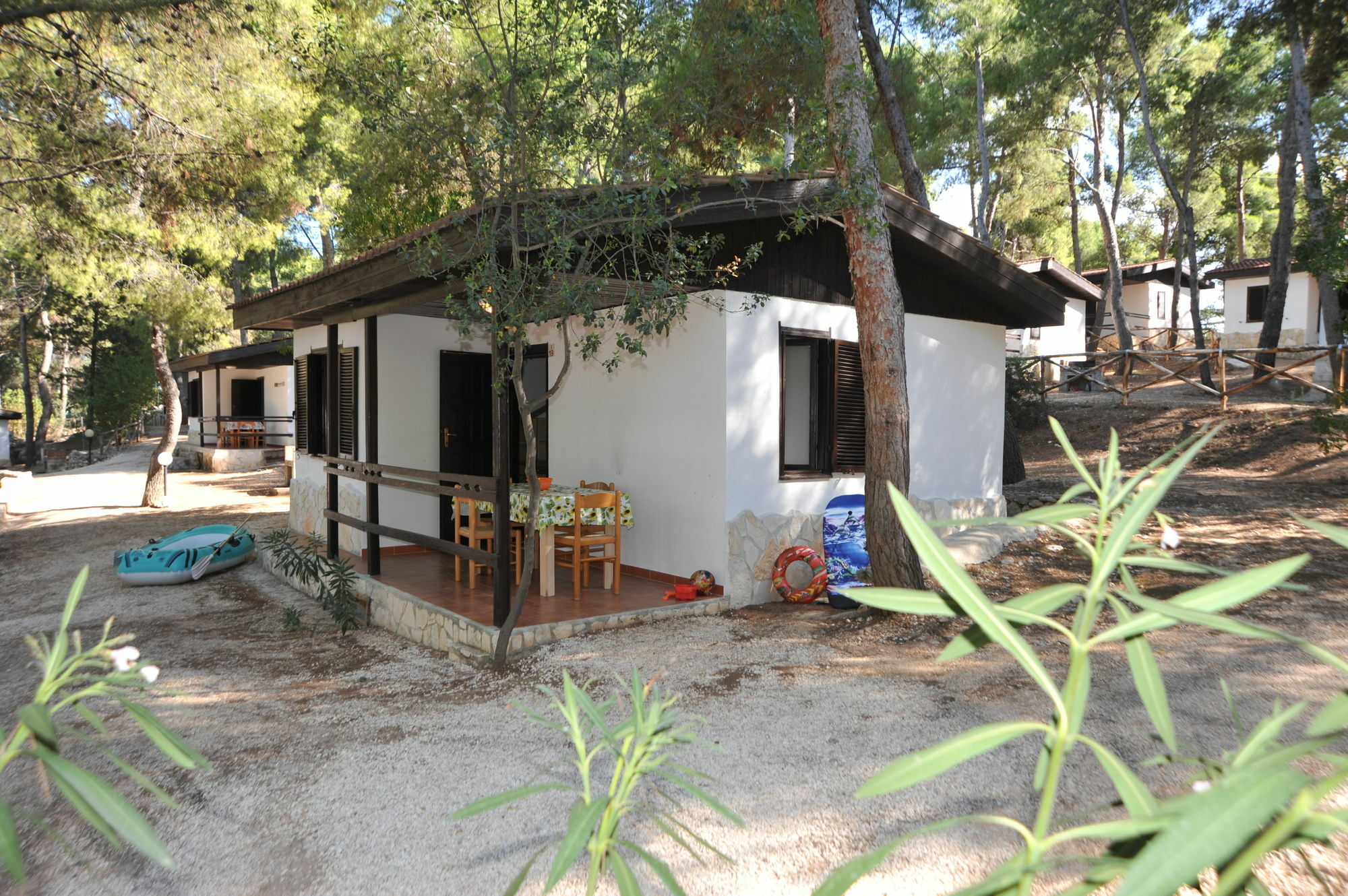 Villaggio Camping Punta Lunga ヴィエステ エクステリア 写真